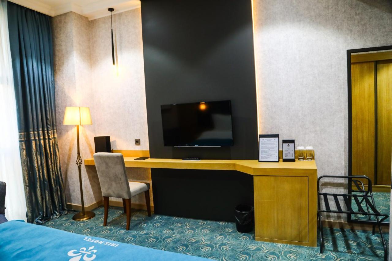 Iris Hotel Baku - Halal Hotel Exteriör bild