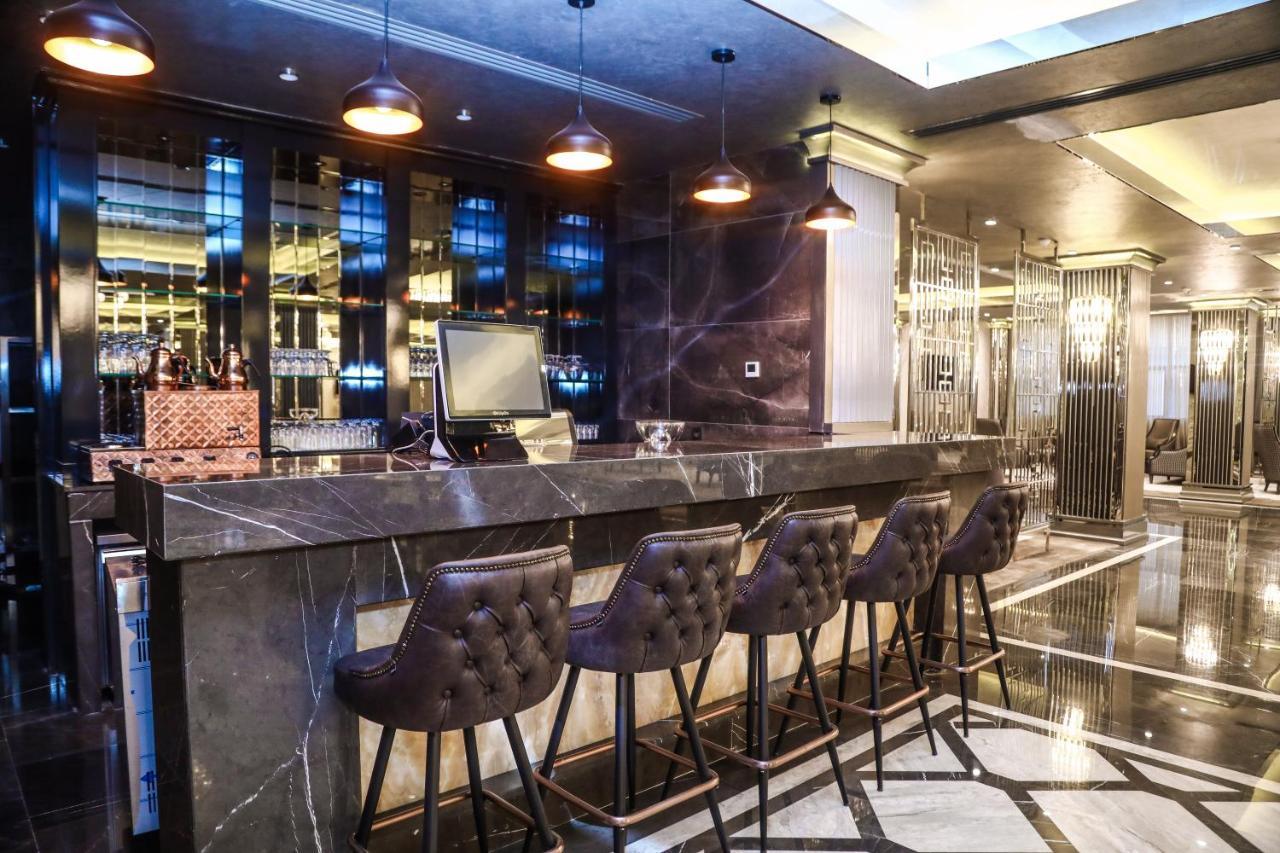 Iris Hotel Baku - Halal Hotel Exteriör bild
