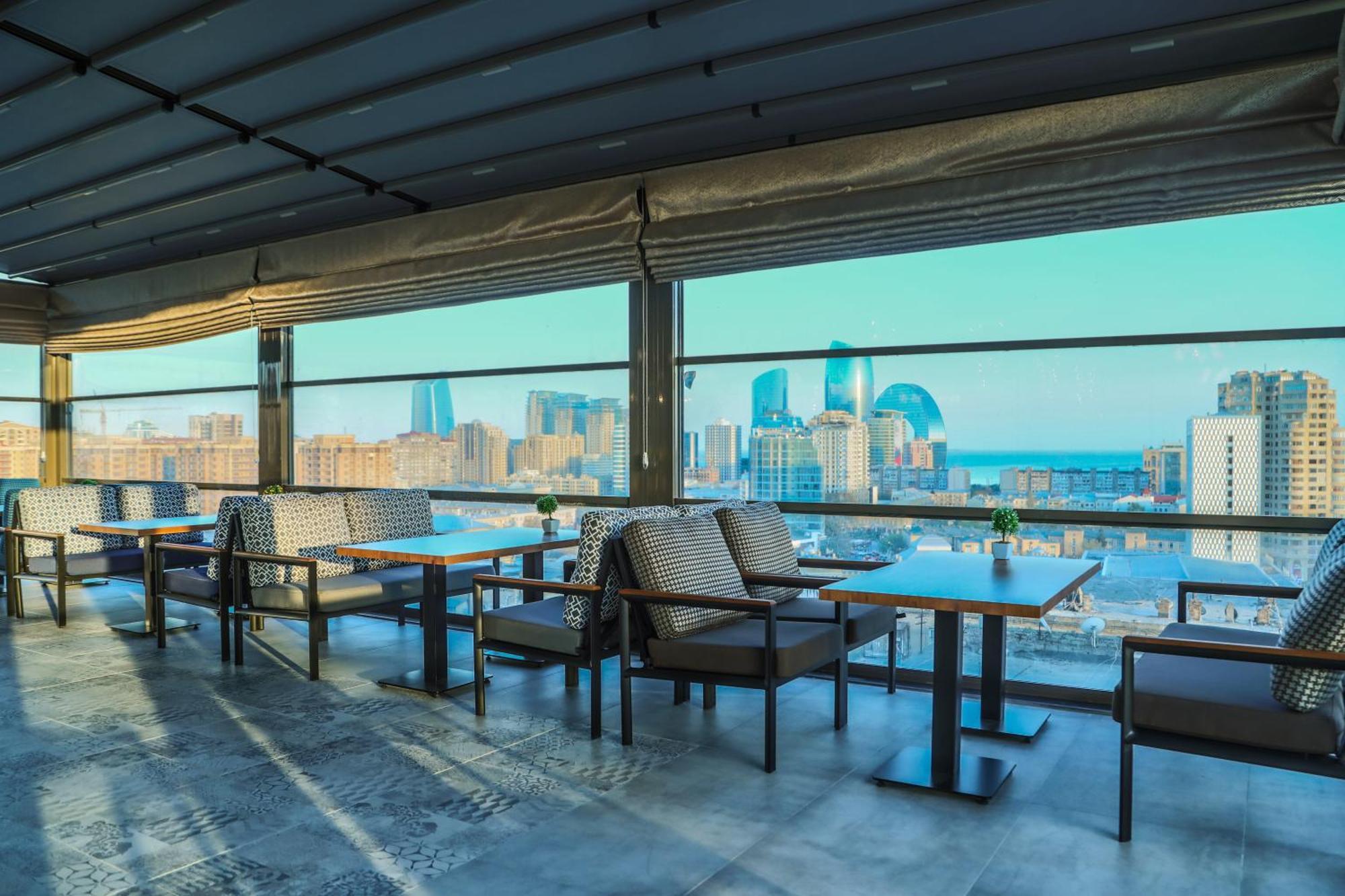 Iris Hotel Baku - Halal Hotel Exteriör bild